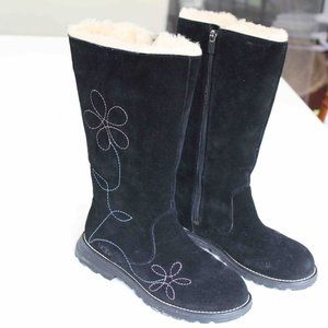 Tall black UGG boots, size 6